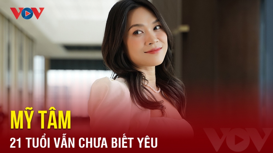 Chuyện showbiz: Mỹ Tâm thừa nhận 21 tuổi vẫn chưa biết yêu